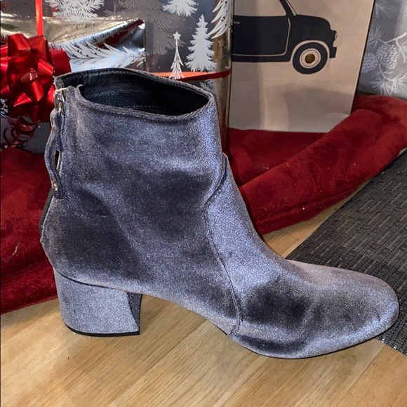 Blue Velvet Booties - Picture 2 of 4